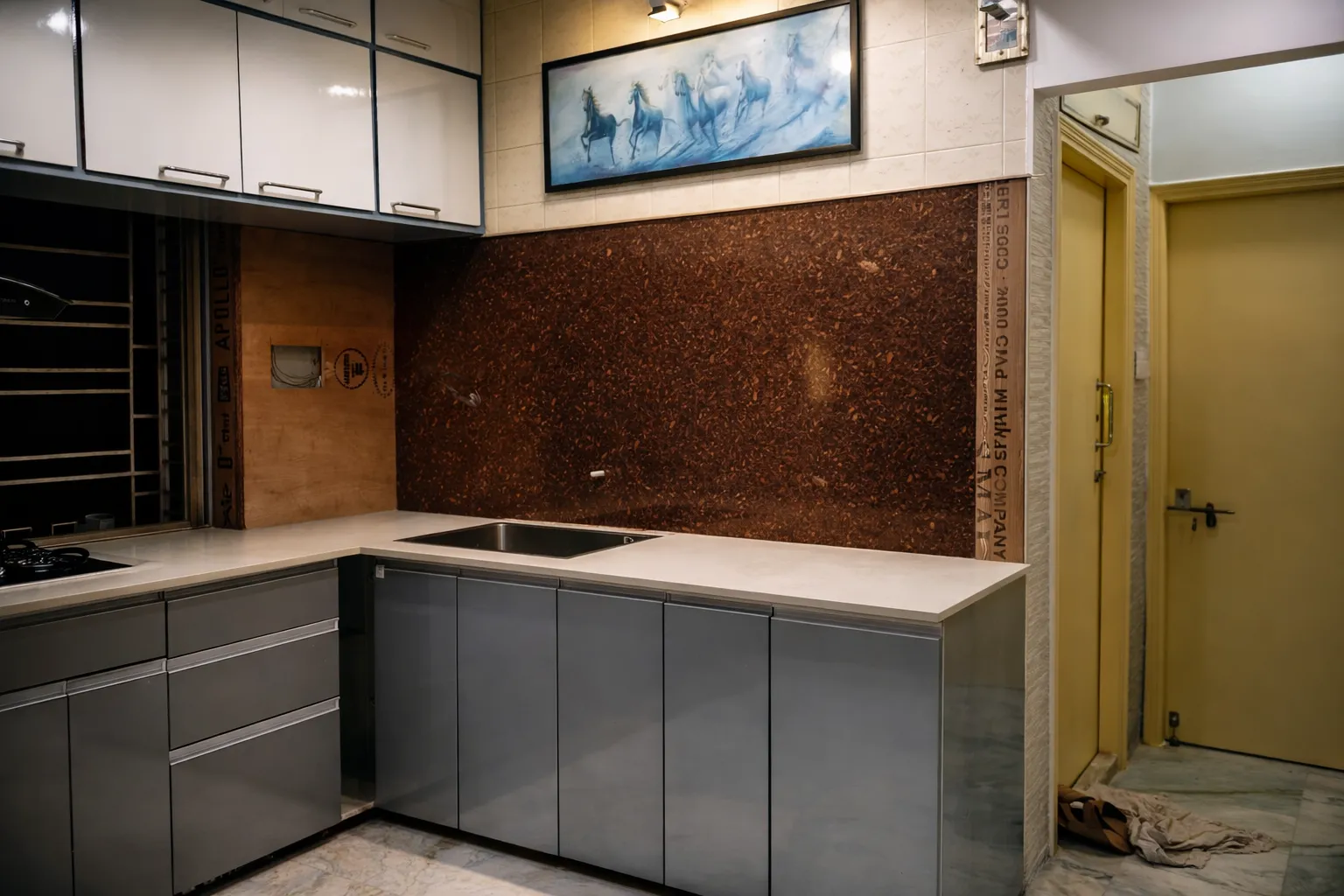 Top Brown Modular Wardrobe & Storage in Nayabad - Image 4